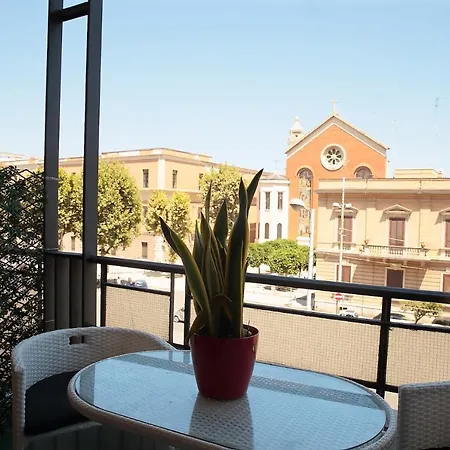 Savoia International_lt_bari Stazione Gasthof *